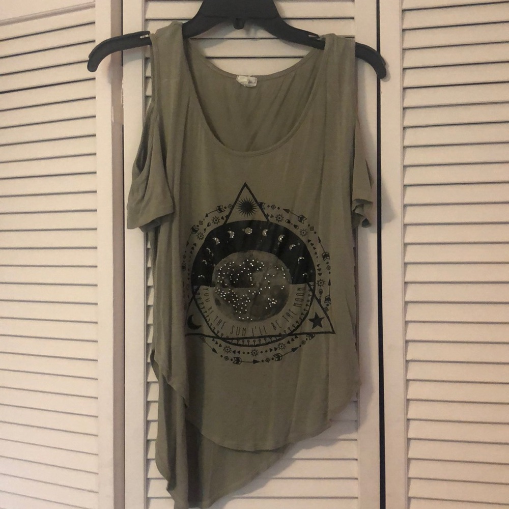Cute Cold Shoulder dark green shirt!
